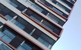 Novíssimo Studio na Barra a 500 metros da praia